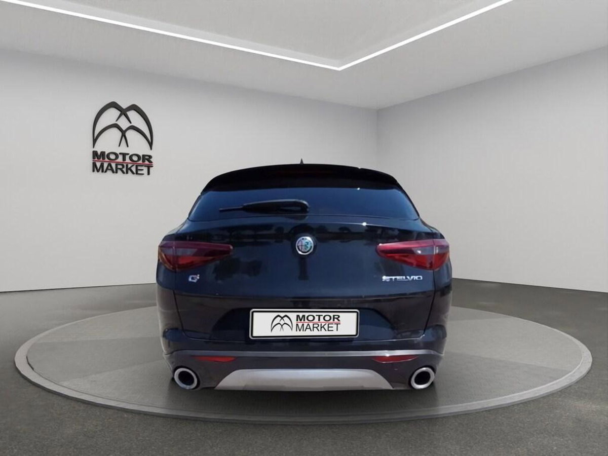 Alfa Romeo Stelvio Stelvio 2.0 Turbo 280 CV AT8 Q4 Ti (6)