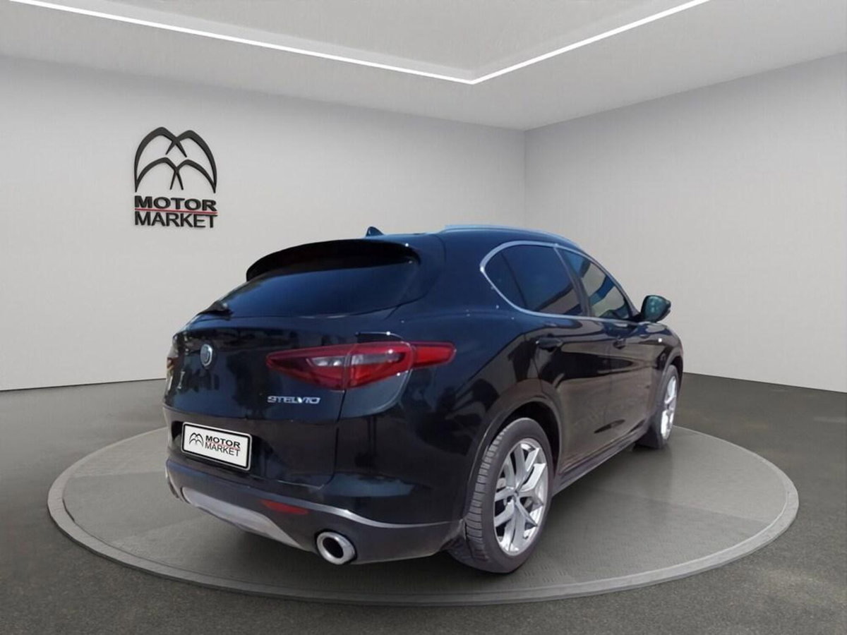 Alfa Romeo Stelvio Stelvio 2.0 Turbo 280 CV AT8 Q4 Ti (7)