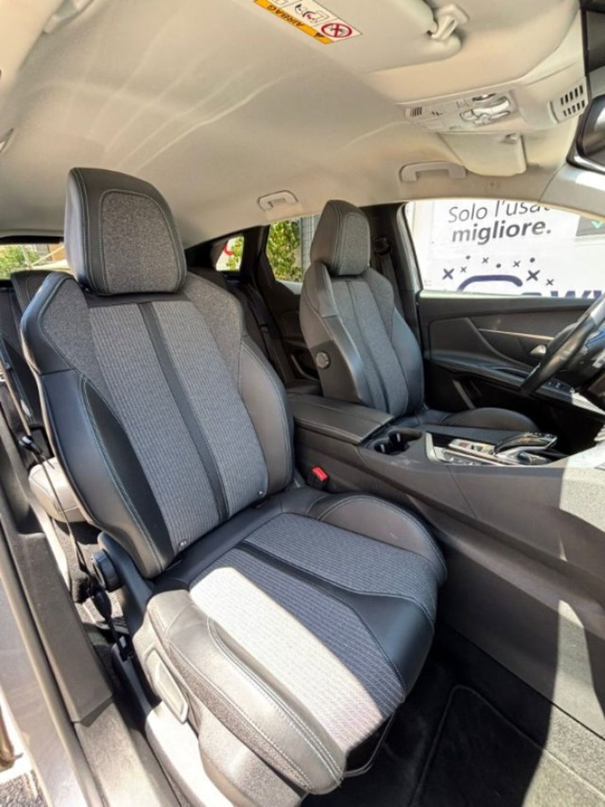 Peugeot 3008 BlueHDi 130 S&S EAT8 Allure Pack (5)
