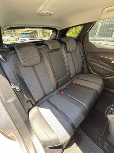 Peugeot 3008 BlueHDi 130 S&S EAT8 Allure Pack (9)