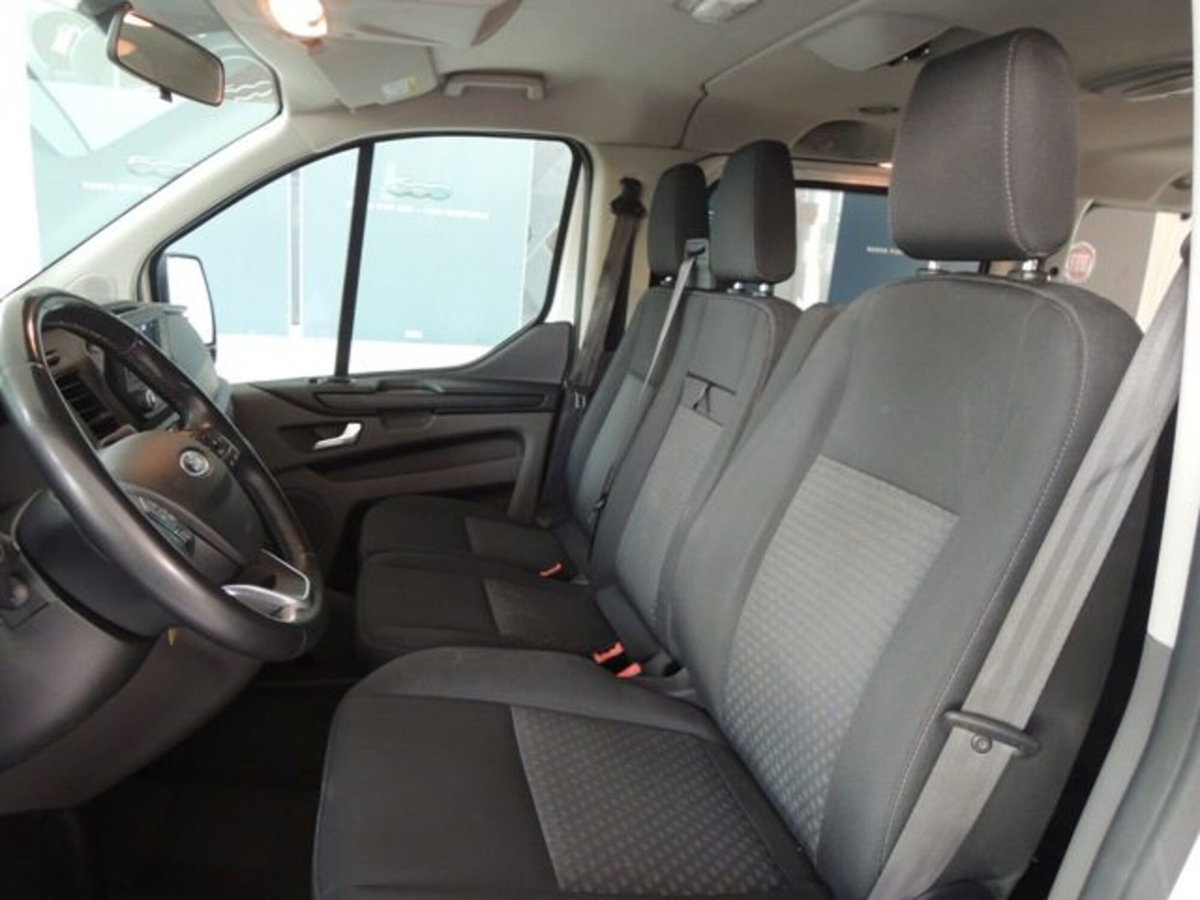 Ford Transit Custom Furgone 340 2.0 EcoBlue 130 PC Combi Trend (12)