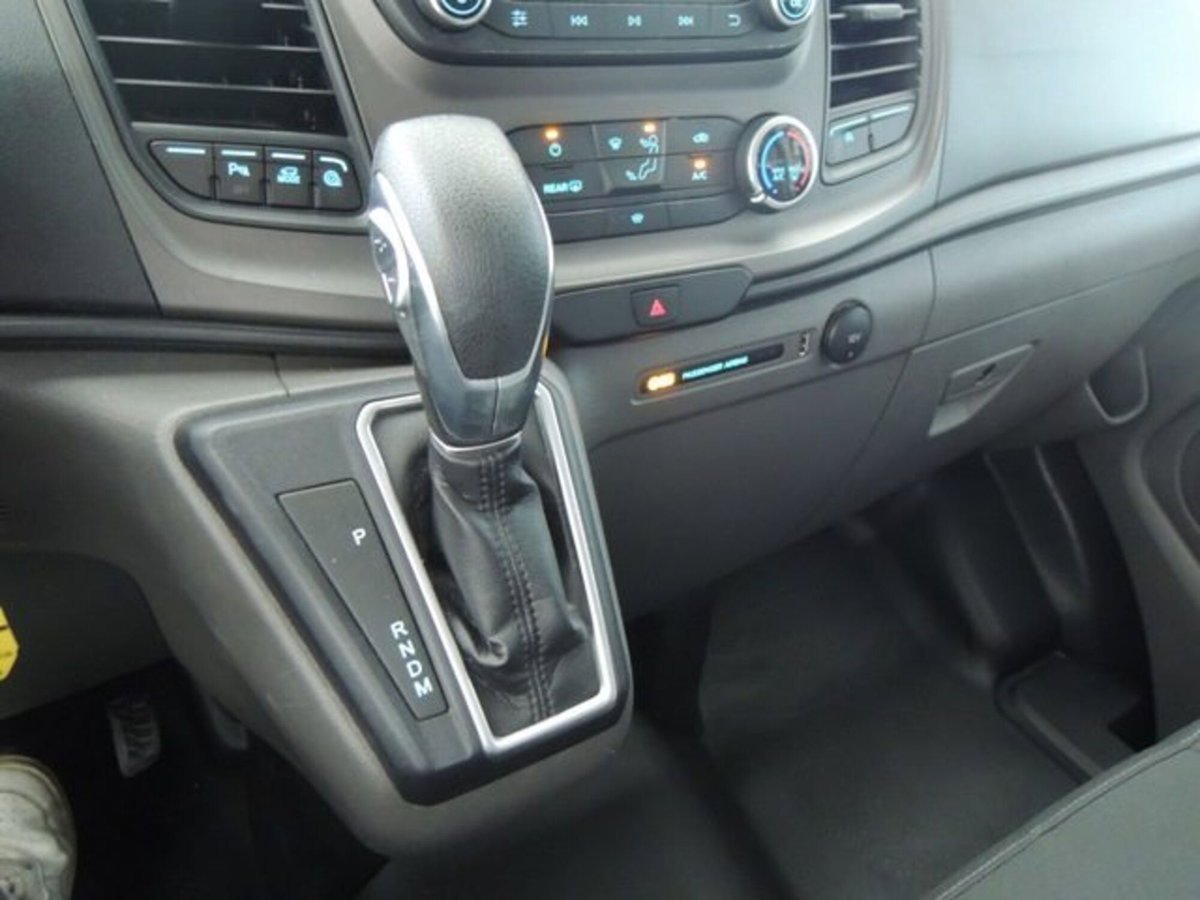 Ford Transit Custom Furgone 340 2.0 EcoBlue 130 PC Combi Trend (7)