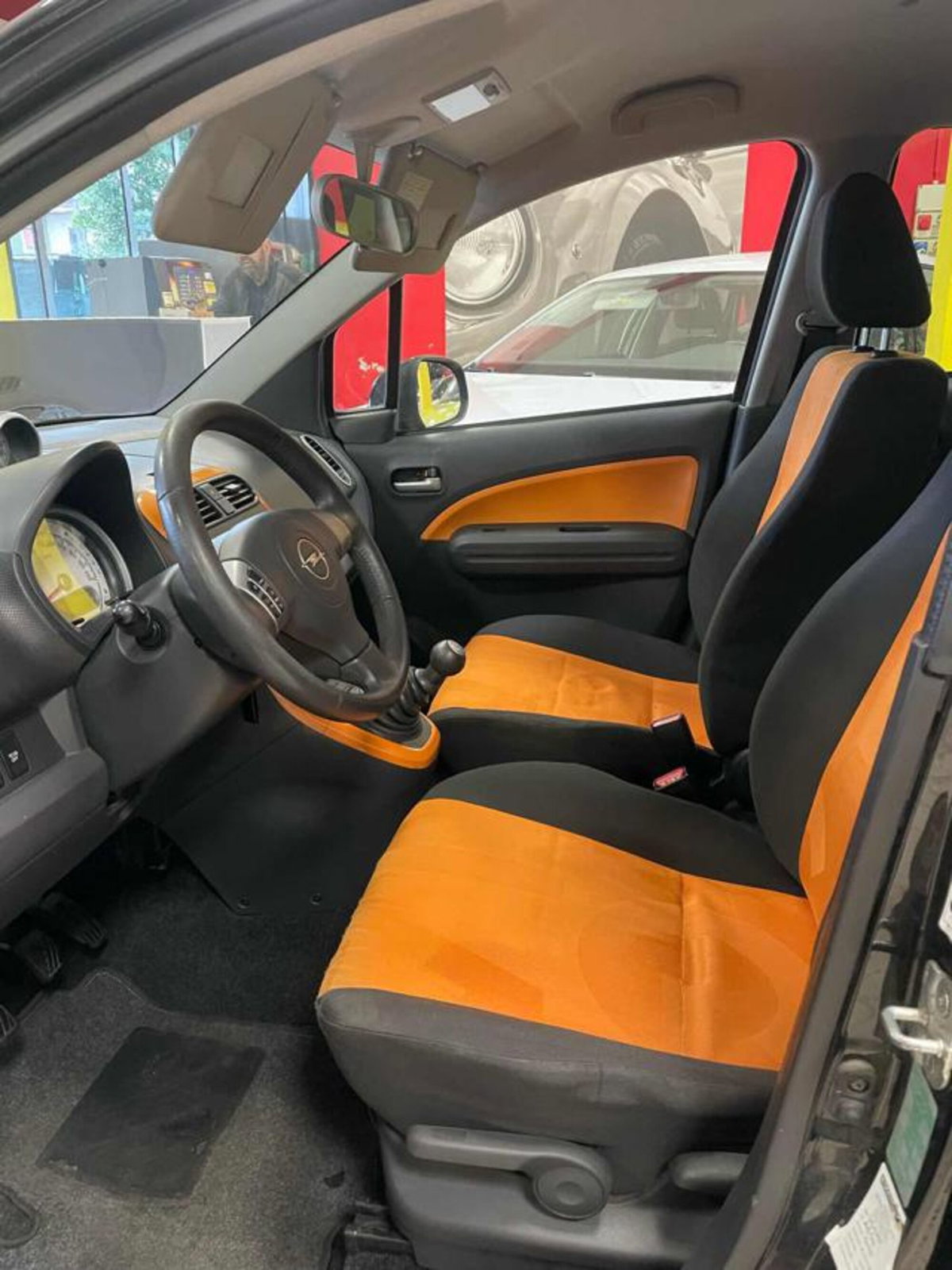 Opel Agila 1.0 12V 65CV Enjoy (8)