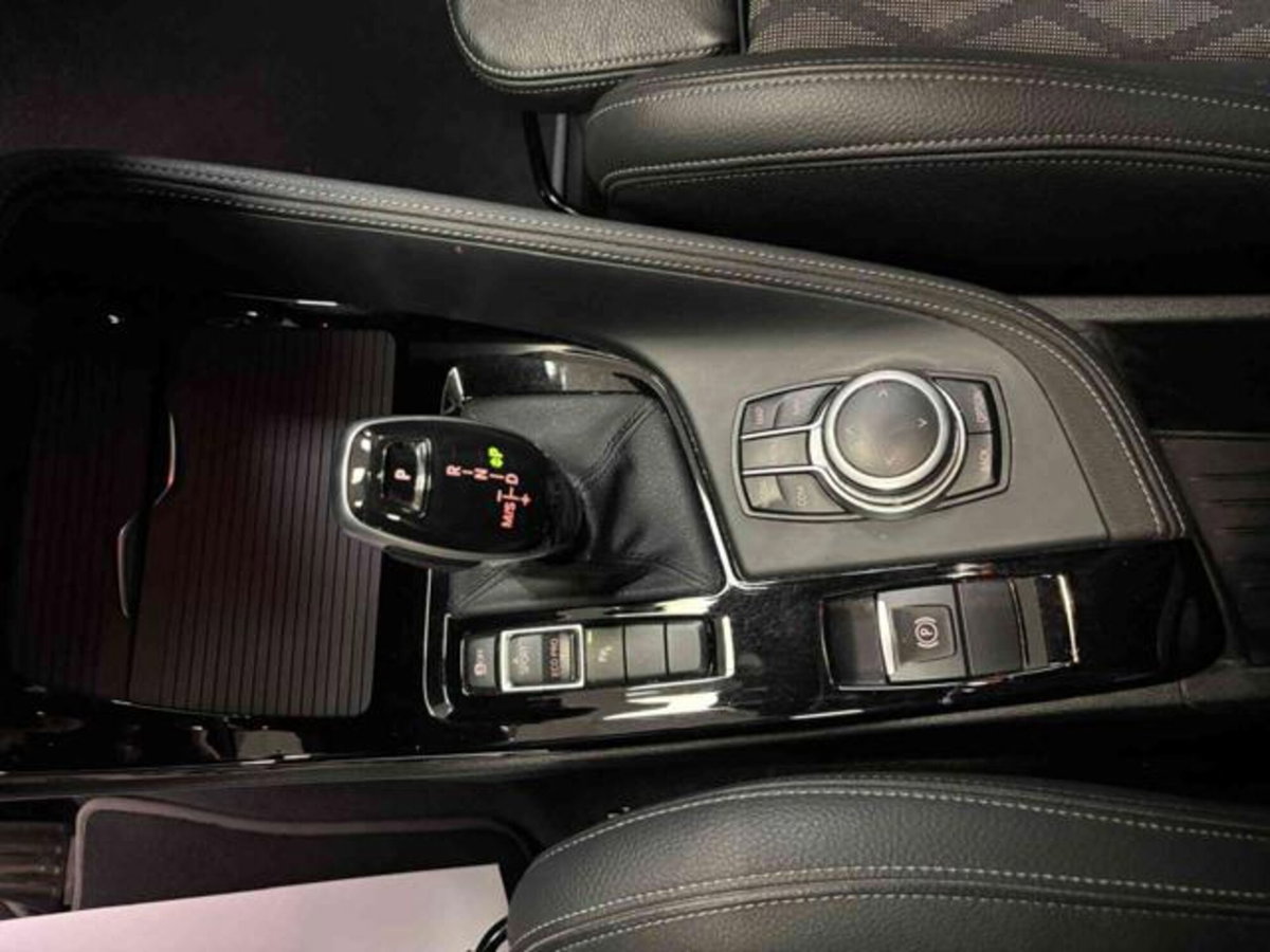 BMW X1 sDrive18d xLine Plus (14)