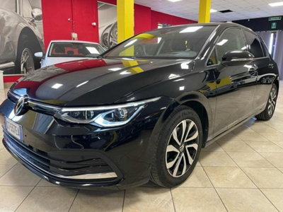 Volkswagen Golf Variant 2.0 TDI 150 CV DSG SCR 4Motion R-Line usata