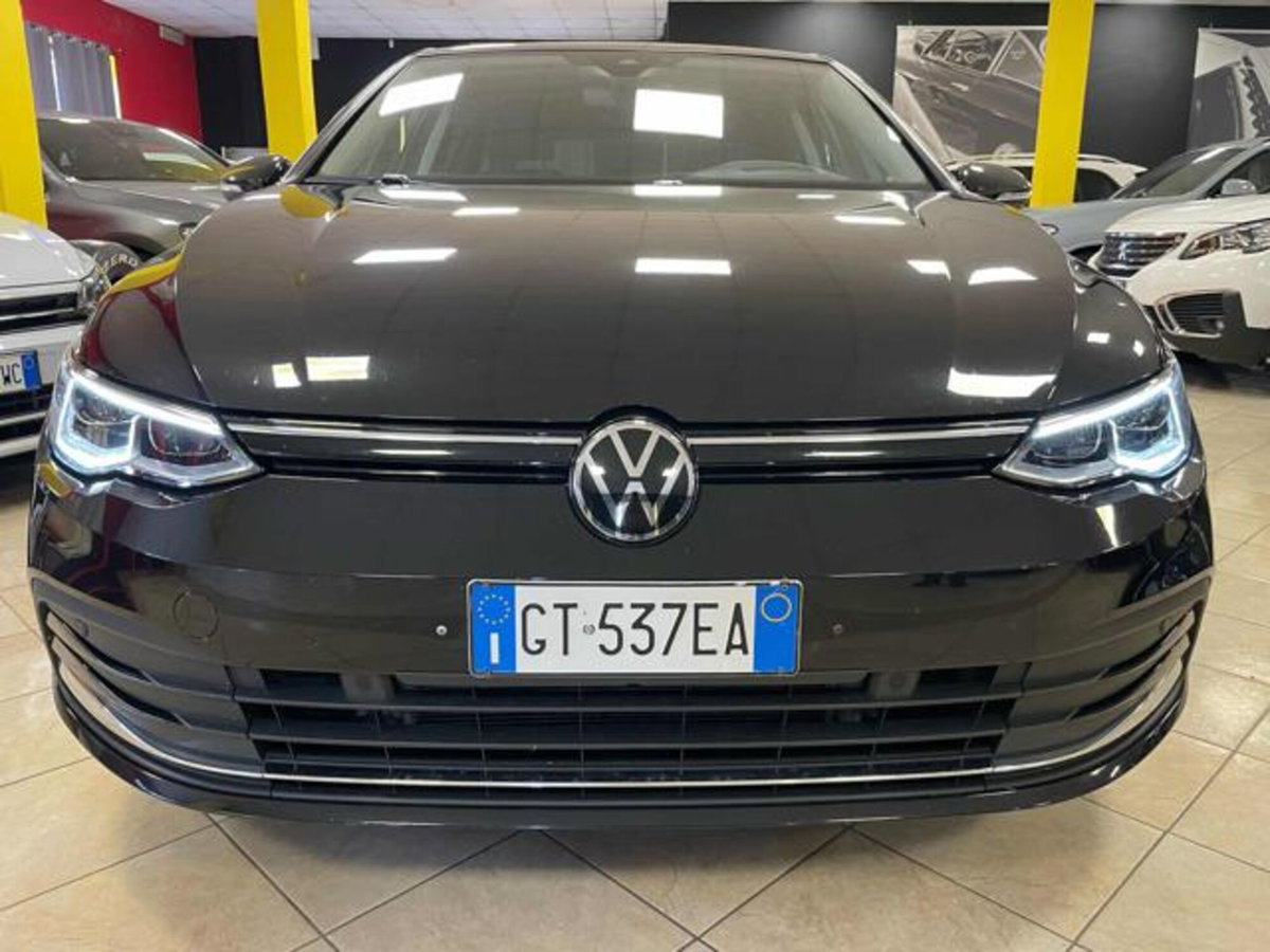 Volkswagen Golf Variant 2.0 TDI 150 CV DSG SCR 4Motion R-Line (2)