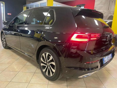 Volkswagen Golf Variant 2.0 TDI 150 CV DSG SCR 4Motion R-Line (3)