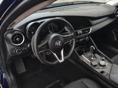 Alfa Romeo Giulia 2.2 Turbodiesel 180 CV AT8 Super (18)
