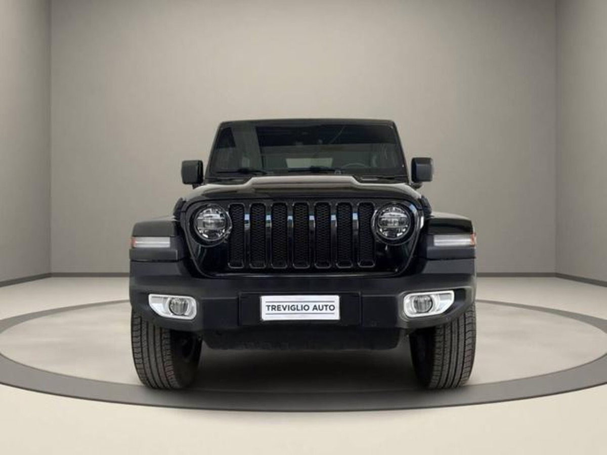Jeep Wrangler Unlimited 2.2 Mjt II Sahara (2)