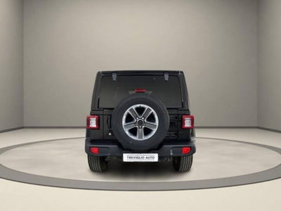 Jeep Wrangler Unlimited 2.2 Mjt II Sahara (6)