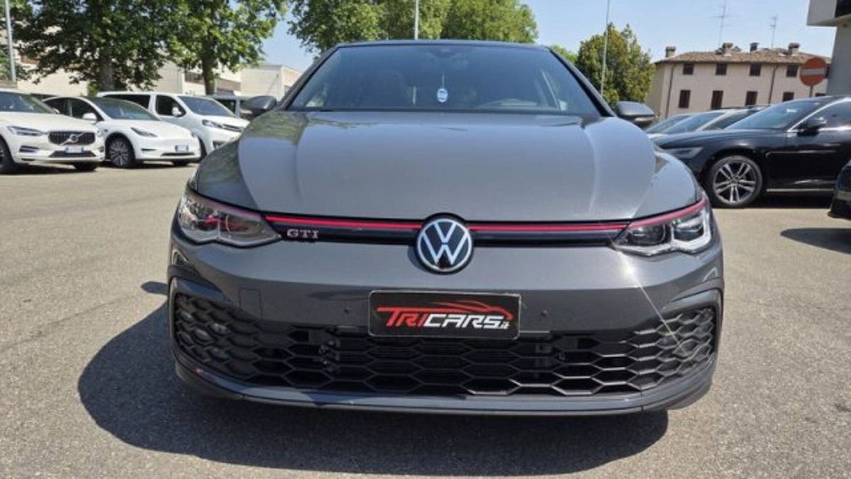 Volkswagen Golf 2.0 tsi GTI MT Ultimate 245cv (2)