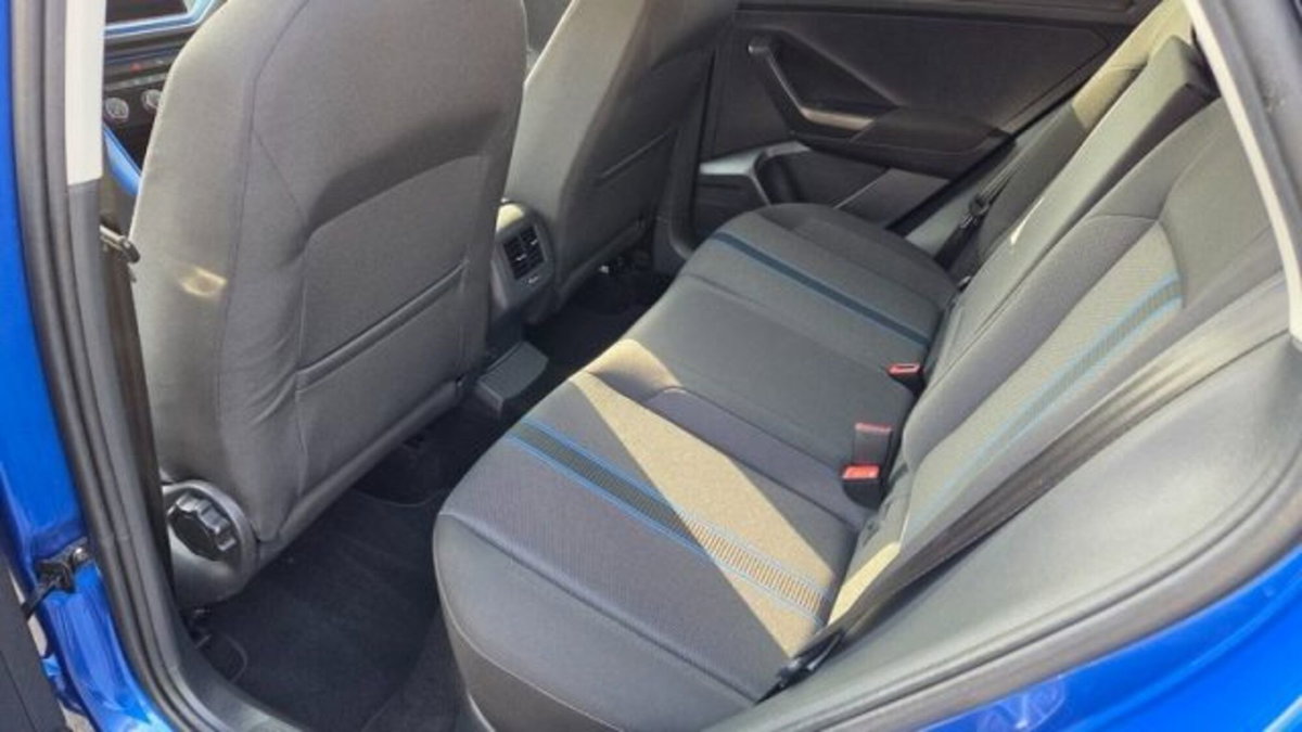 Volkswagen T-Roc 1.0 tsi Style 115cv (13)