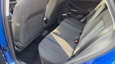 Volkswagen T-Roc 1.0 tsi Style 115cv (13)