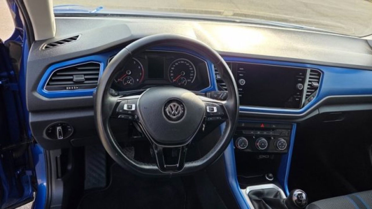 Volkswagen T-Roc 1.0 tsi Style 115cv (16)
