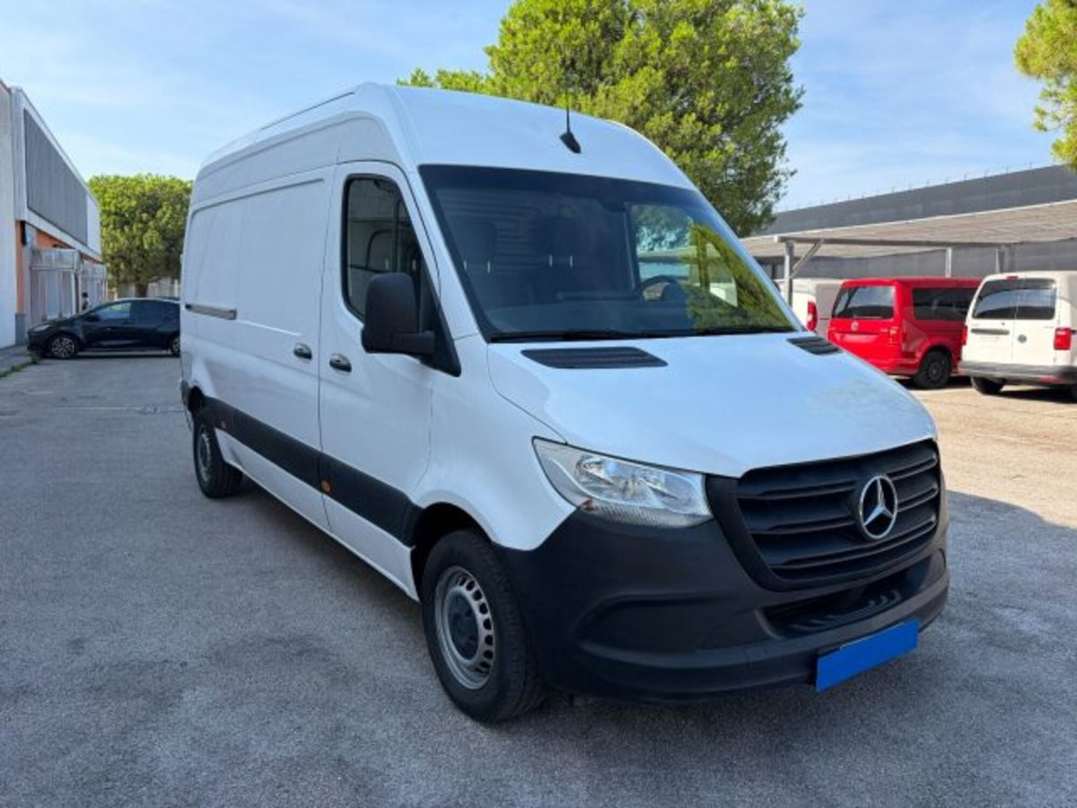 Mercedes-Benz Sprinter F39/35 311 CDI FWD TA Furgone (3)