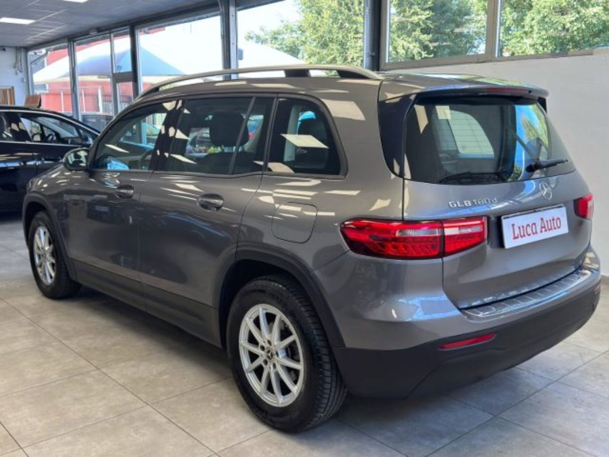 Mercedes-Benz GLB 180 d Advanced auto (7)