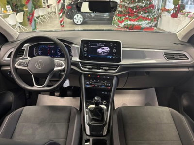 Volkswagen T-Roc 1.0 tsi Style 115cv (10)