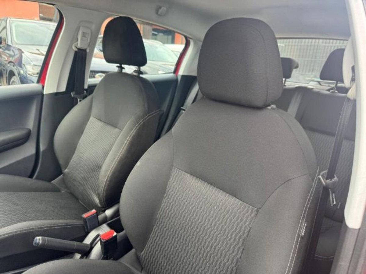 Peugeot 208 68 5 porte Active (13)