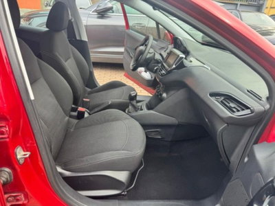 Peugeot 208 68 5 porte Active (15)