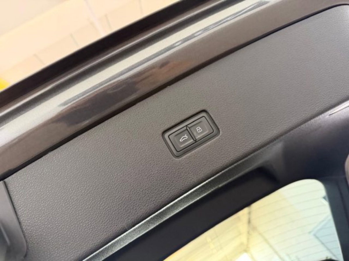 Audi Q8 Q8 50 TDI 286 CV quattro tiptronic Sport (20)