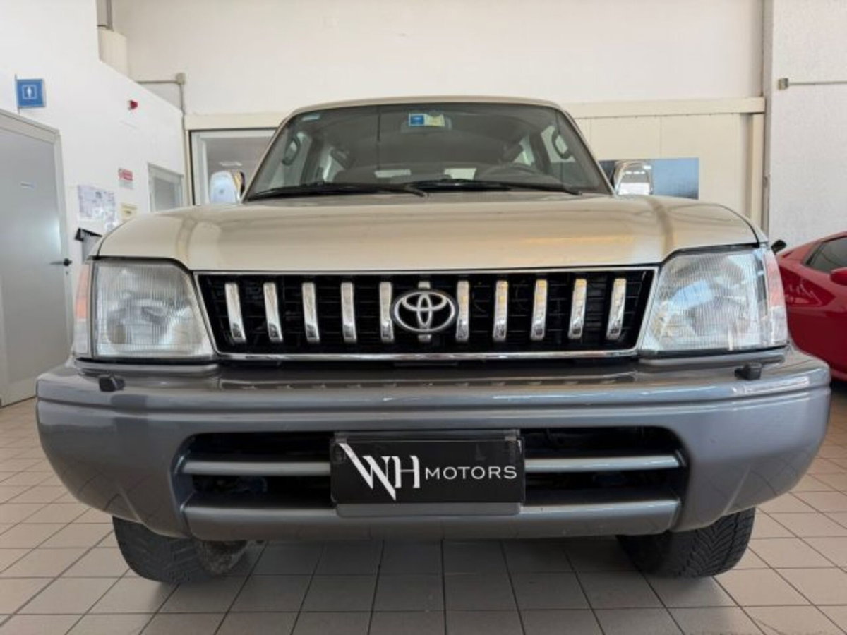 Toyota Land Cruiser turbodiesel 3 porte KZJ90 GX (2)