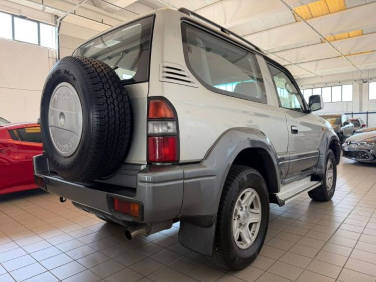 Toyota Land Cruiser turbodiesel 3 porte KZJ90 GX (6)