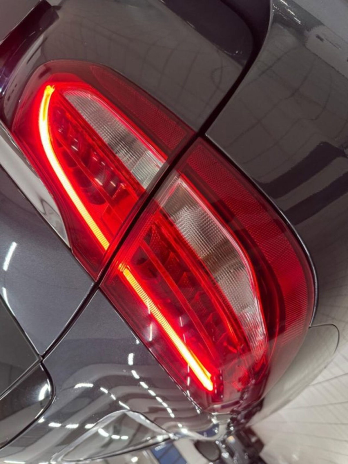 Mercedes-Benz Classe C Station Wagon 180 d Auto Sport (16)