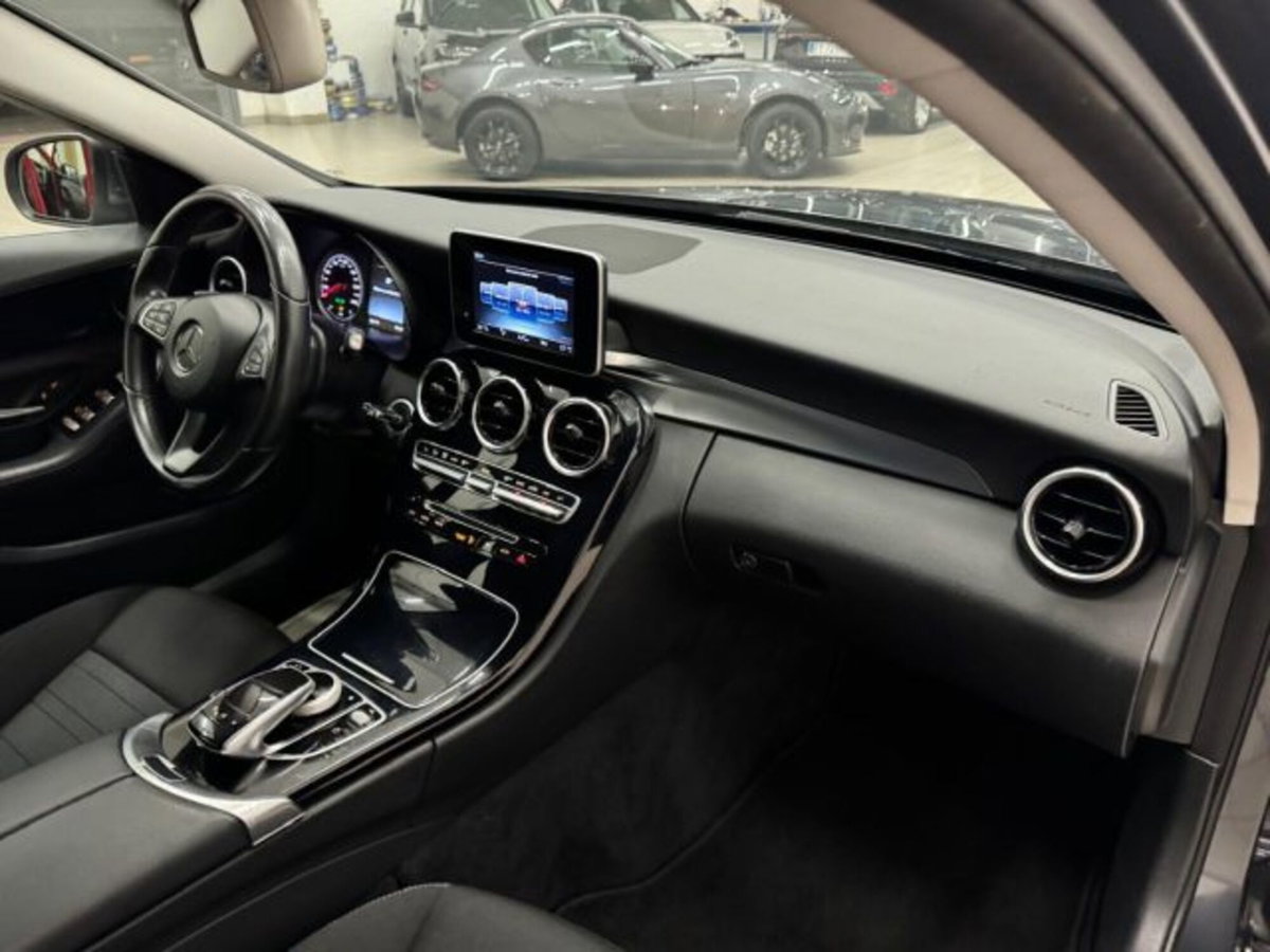 Mercedes-Benz Classe C Station Wagon 180 d Auto Sport (20)