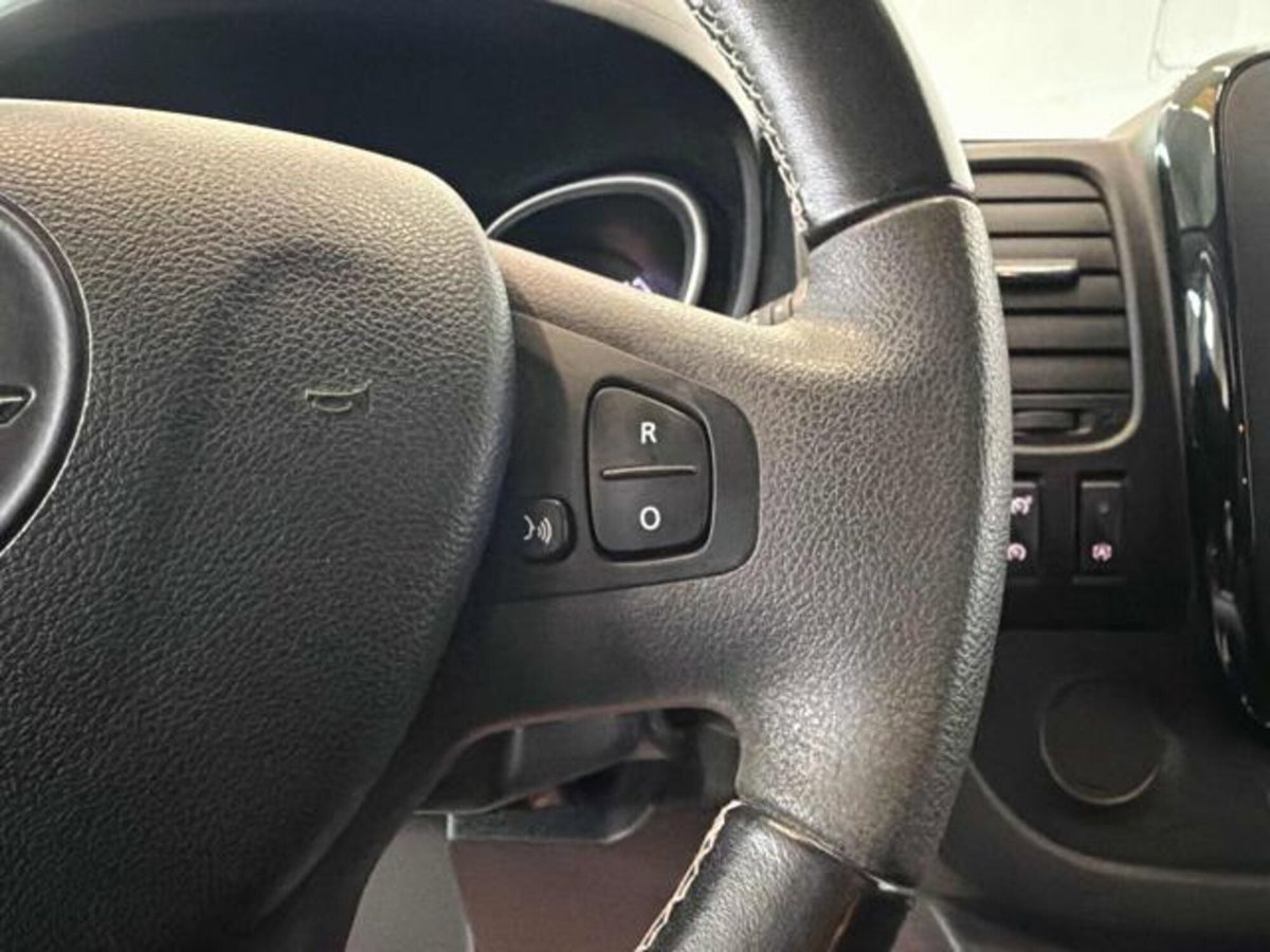 Opel Vivaro Furgone 27 1.6 BiTurbo 145CV S&S EcoFLEPC-TN Combi (14)