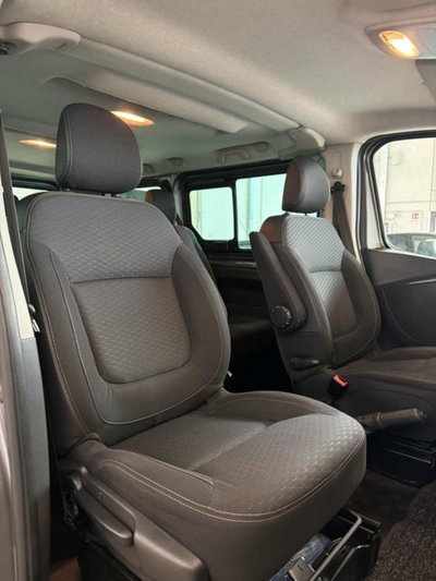 Opel Vivaro Furgone 27 1.6 BiTurbo 145CV S&S EcoFLEPC-TN Combi (9)