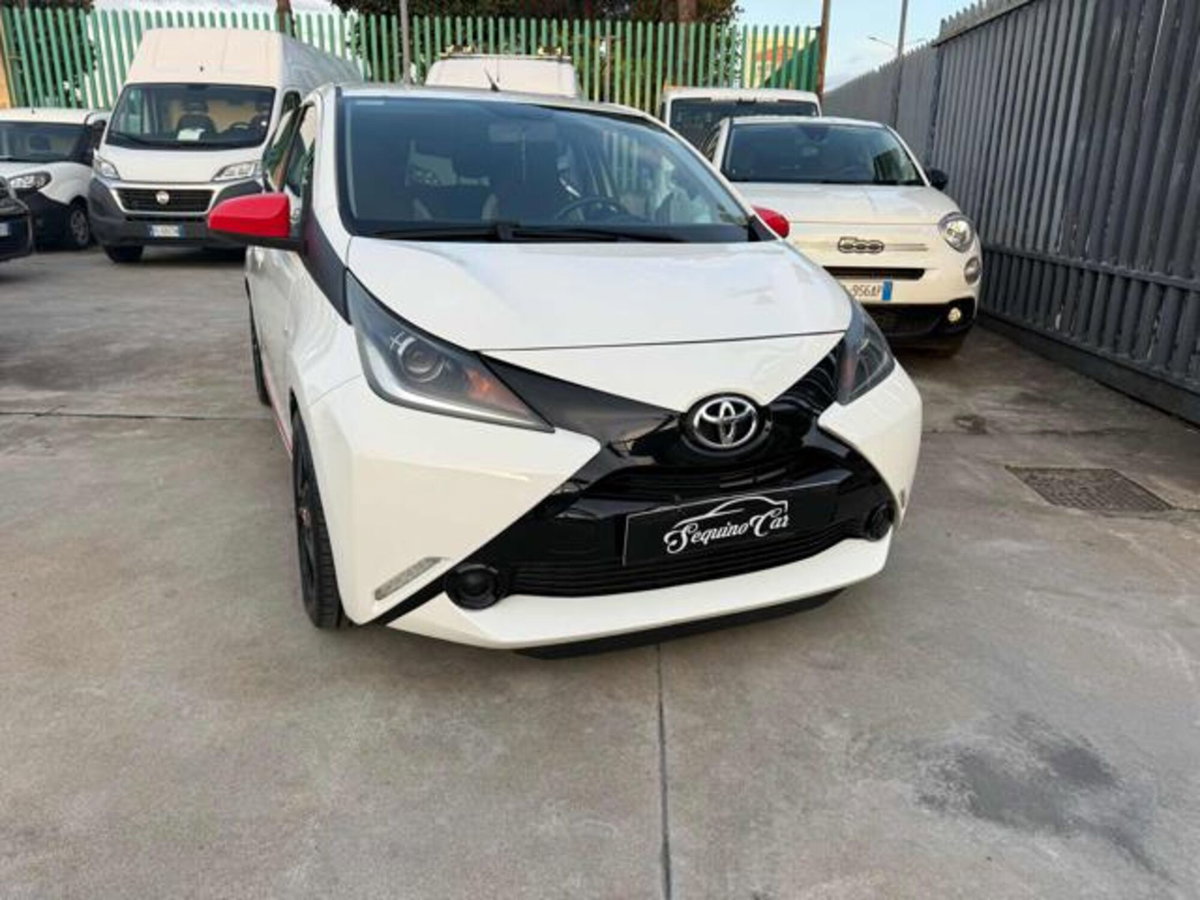 Toyota Aygo 1.0 VVT-i 69 CV 5 porte x-cool