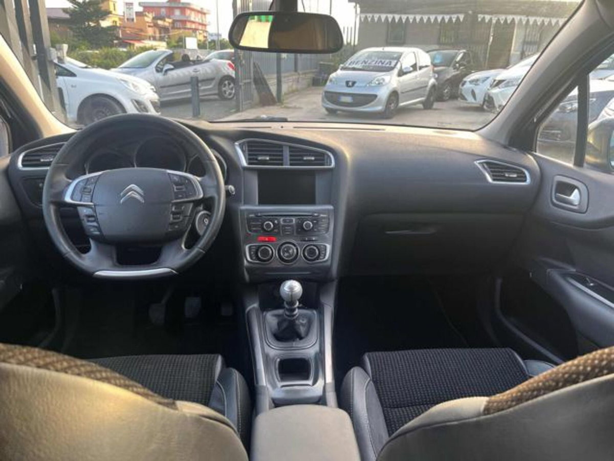 Citroen C4 1.6 HDi 110 Exclusive (14)