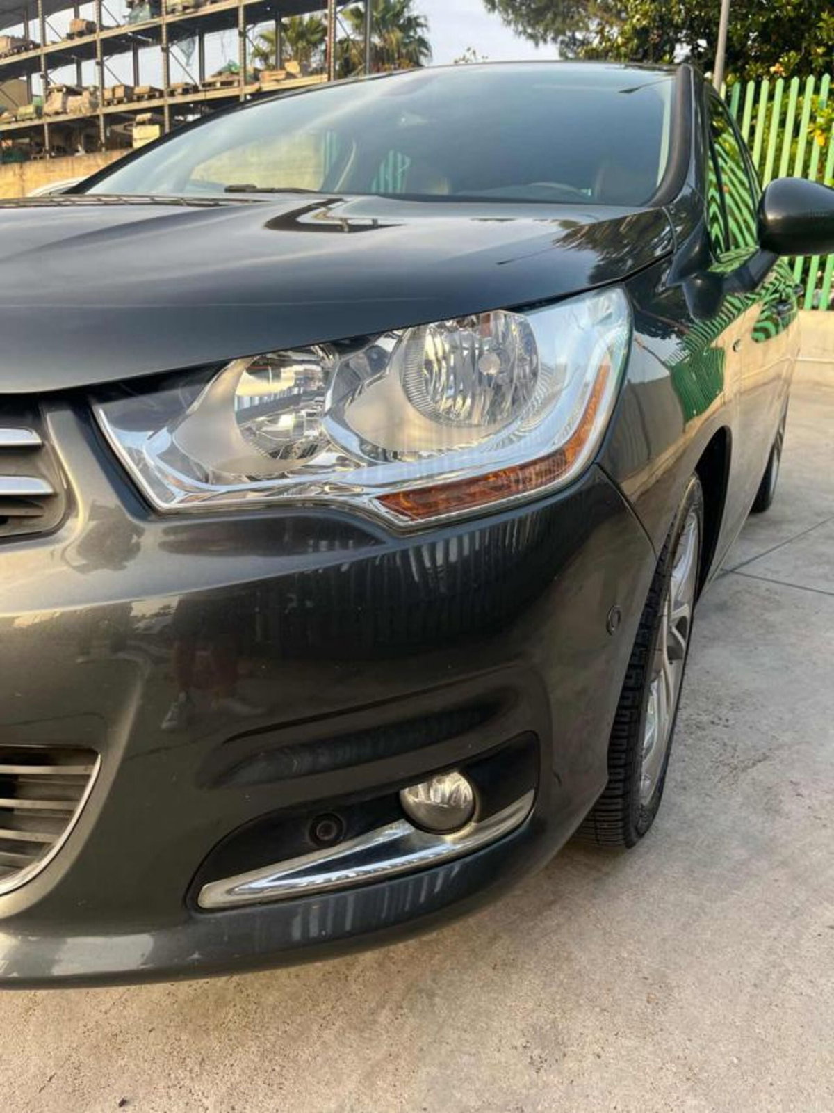 Citroen C4 1.6 HDi 110 Exclusive (3)