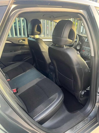 Citroen C4 1.6 HDi 110 Exclusive (7)