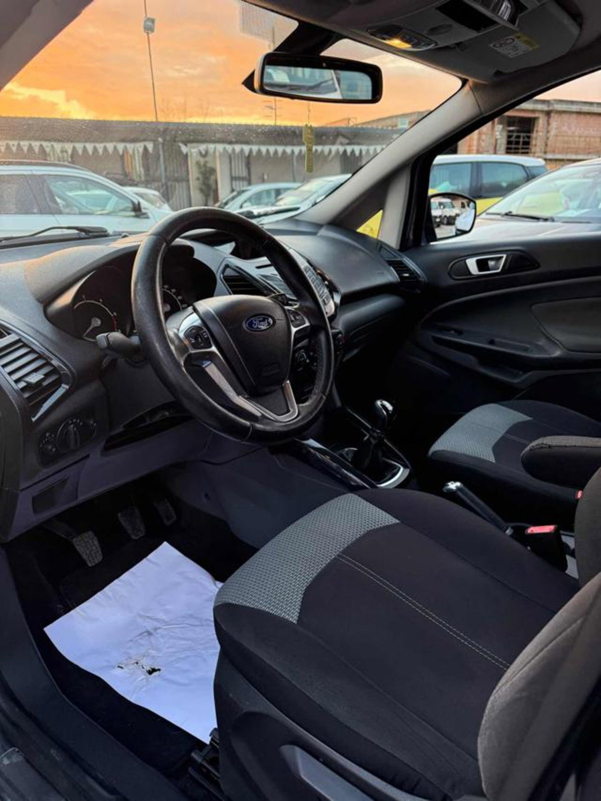 Ford EcoSport 1.5 TDCi 90 CV Titanium (10)