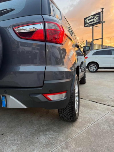 Ford EcoSport 1.5 TDCi 90 CV Titanium (6)