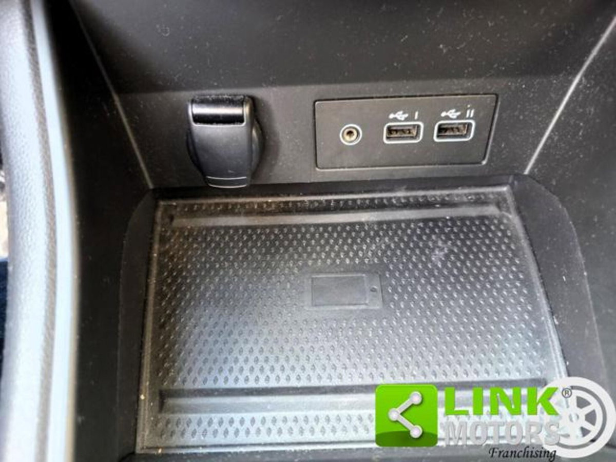 Renault Captur TCe 100 CV GPL Techno Fast Track (17)