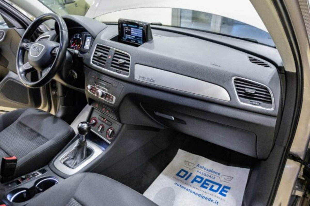 Audi Q3 2.0 TDI (16)