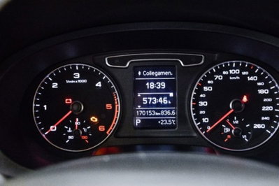 Audi Q3 2.0 TDI (19)