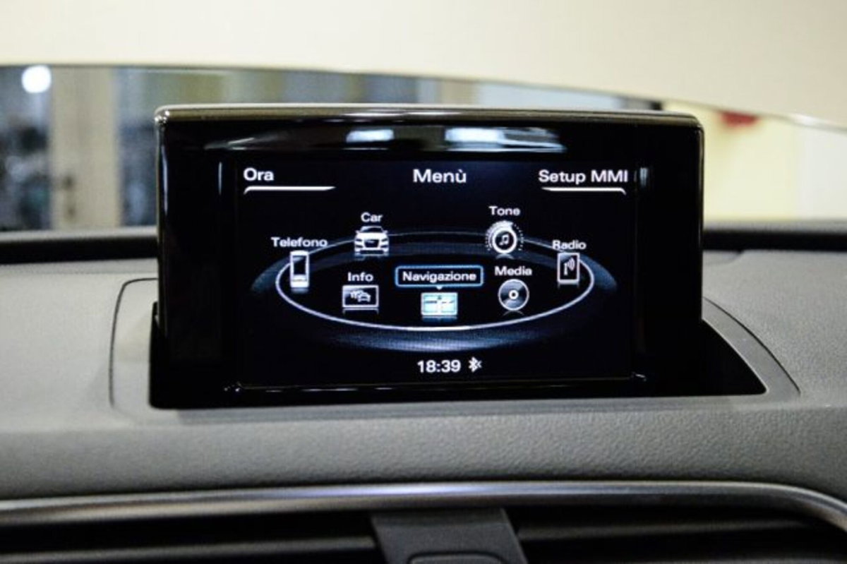 Audi Q3 2.0 TDI (20)