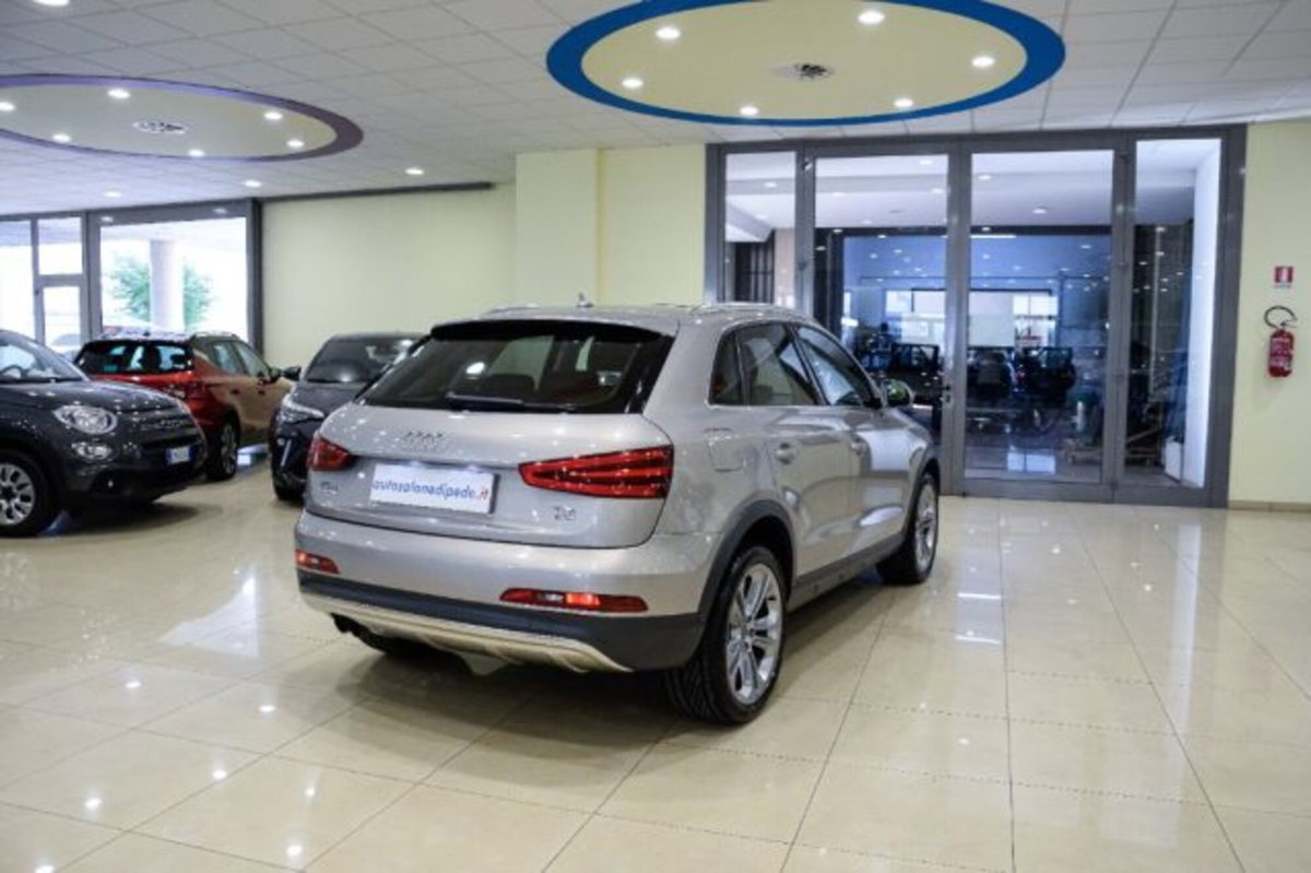 Audi Q3 2.0 TDI (4)