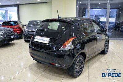 Lancia Ypsilon 1.0 FireFly 5 porte S&S Hybrid Gold Plus (4)