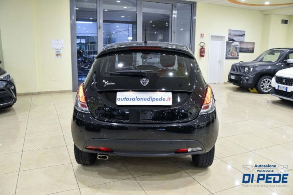 Lancia Ypsilon 1.0 FireFly 5 porte S&S Hybrid Gold Plus (5)