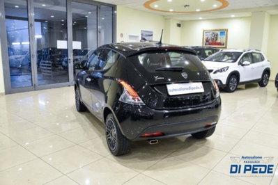 Lancia Ypsilon 1.0 FireFly 5 porte S&S Hybrid Gold Plus (6)