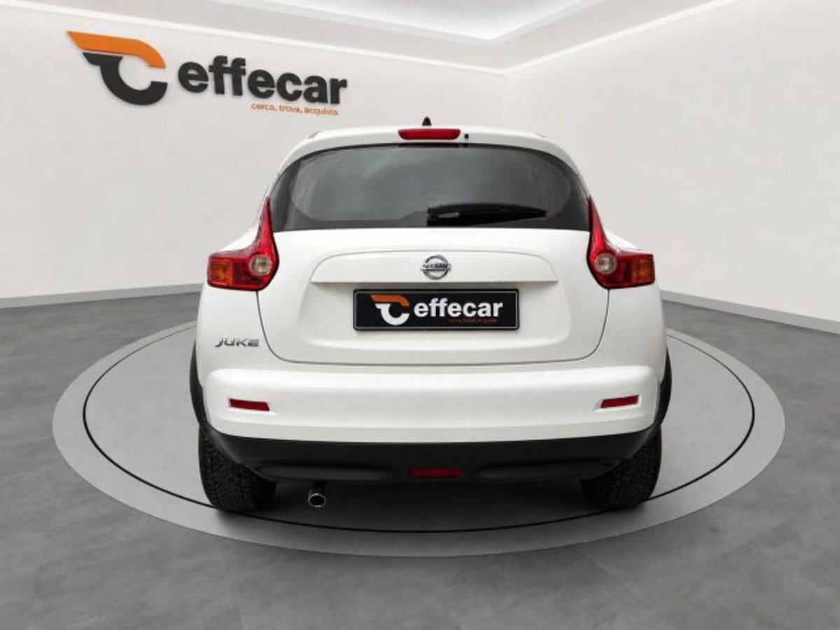 Nissan Juke 1.6 Visia (5)