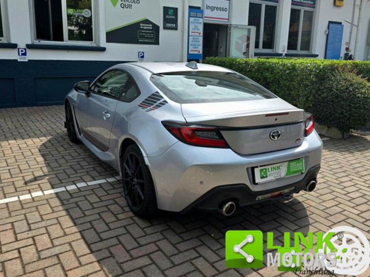Toyota GR86 2.Premium Sport A/T (5)