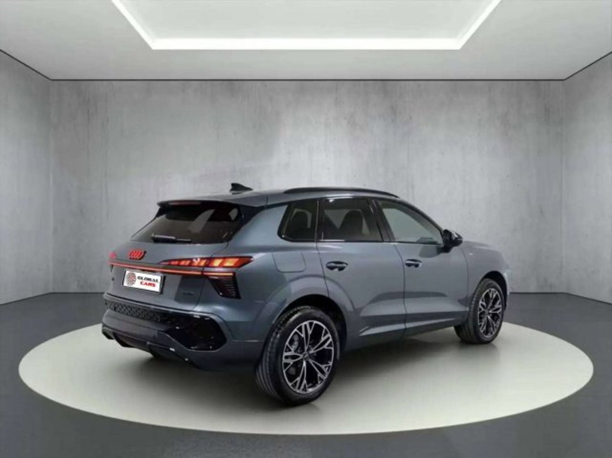 Audi Q3 Sportback 2.0 tfsi S line edition quattro 204cv s-tronic (3)