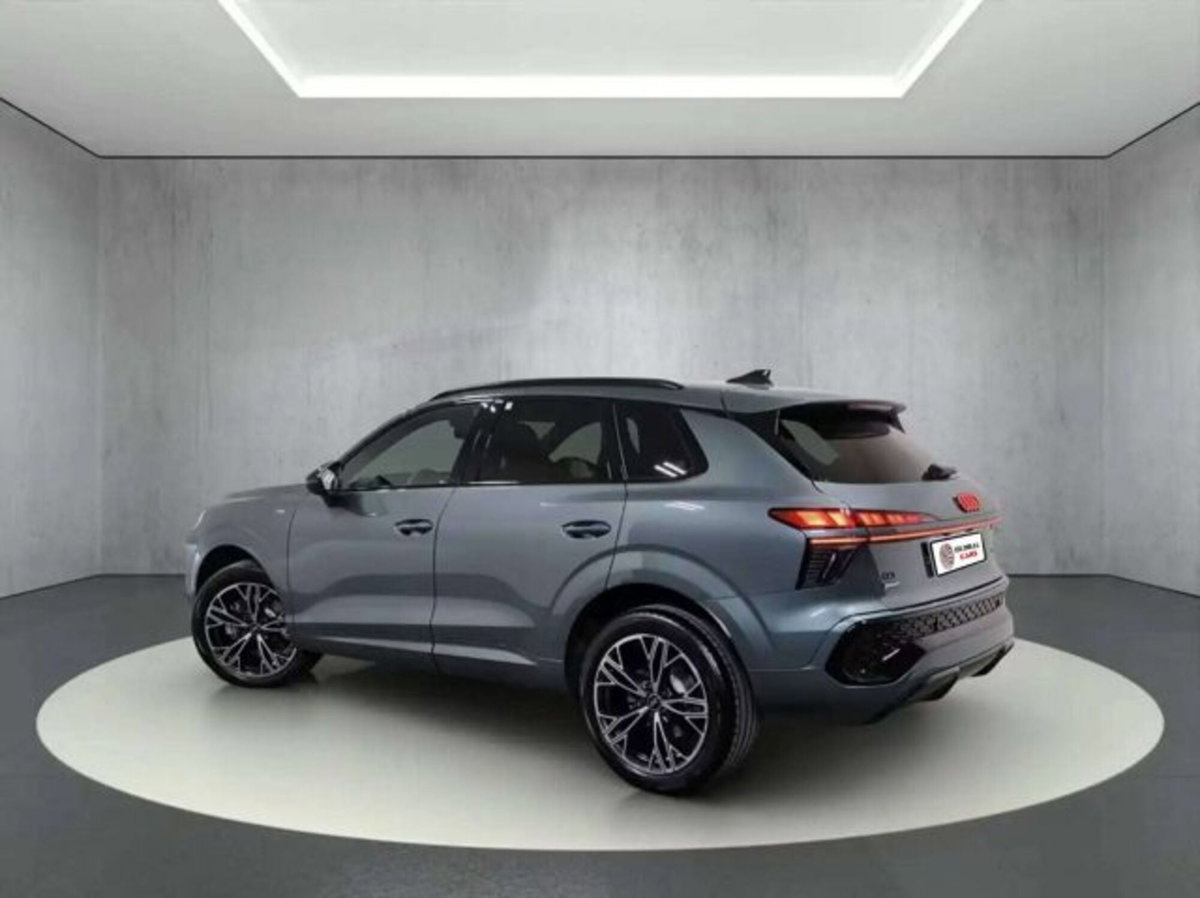 Audi Q3 Sportback 2.0 tfsi S line edition quattro 204cv s-tronic (5)