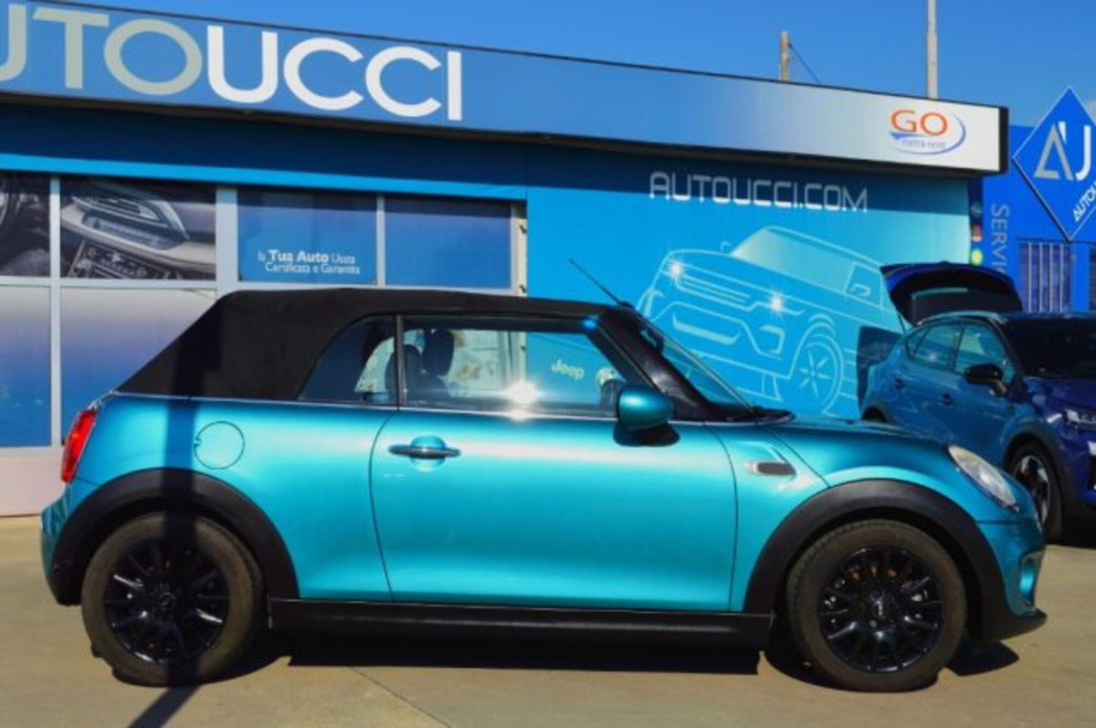 MINI Mini Cabrio 1.5 Cooper Cabrio (19)
