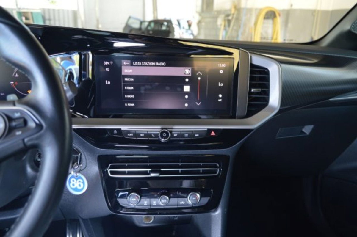 Opel Mokka 1.2 Turbo 130 CV aut. Elegance (12)